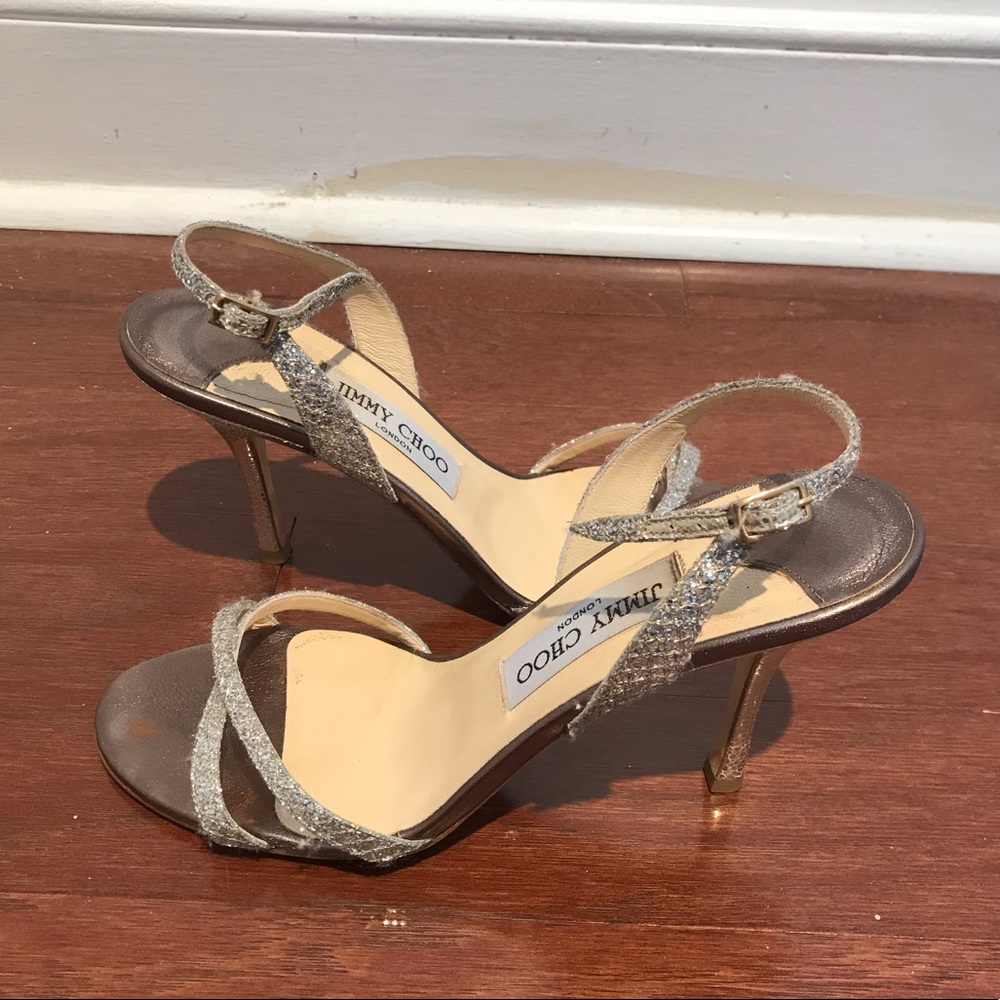 Authentic designer Jimmy Choo pumps!!